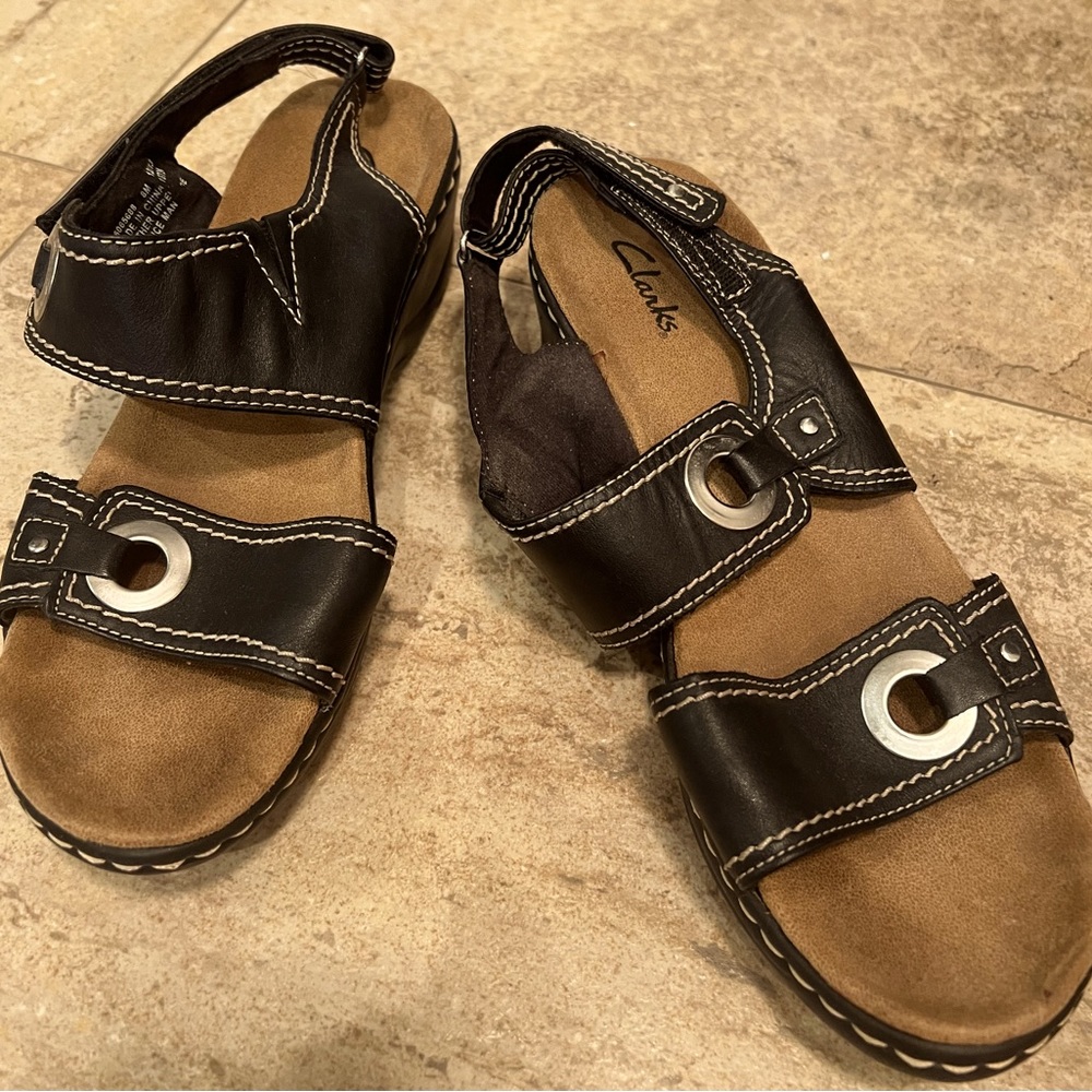 Clarks Black Leather Platforms Sandals Size 9